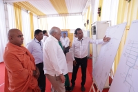 મુખ્યમંત્રી ભૂપેન્દ્ર પટેલે ભરૂચના જંબુસરમાં ૨૦૧૫ એકર વિસ્તારમાં ૩૯૦૦ કરોડના અંદાજિત ખર્ચે તૈયાર થઇ રહેલ  બલ્ક ડ્રગ પાર્કની કોમન ઇન્ફ્રાસ્ટ્રક્ચર સુવિધાઓનીકામગીરીની પ્રગતિનું નિરીક્ષણ કર્યું